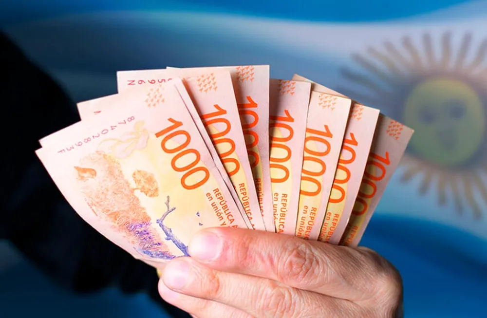 Parttime algemene werknemers verdienen tussen $ 243.360 en $ 272.000 per maand.