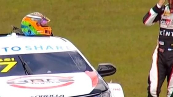 Rossi arrancó bien el domingo, pero terminó en abandono