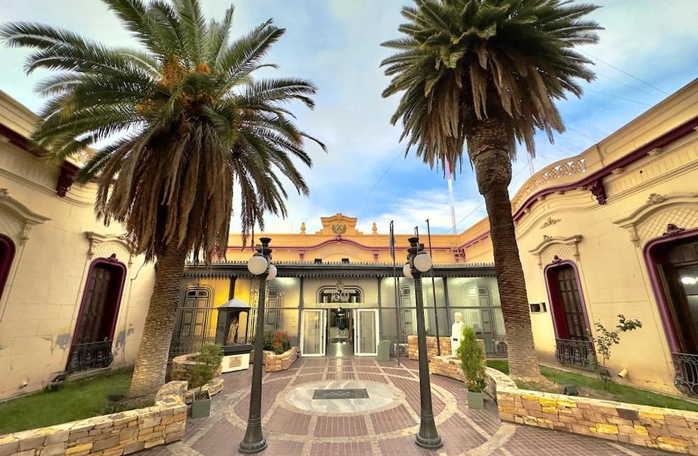 Este domingo 147 mil personas votan en Maipú