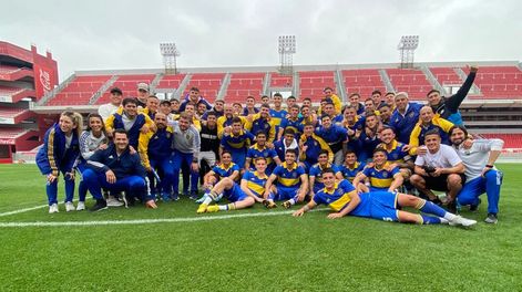 El equipo de Mariano Herrón se consagró campeón del Torneo Reserva 2022. / Gentileza.