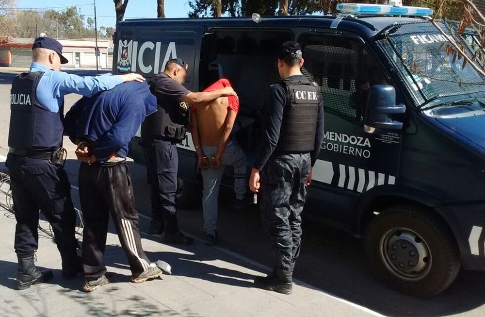 Creen que un robo fue el móvil del crimen de un adolescente en Godoy Cruz: hay 4 detenidos
