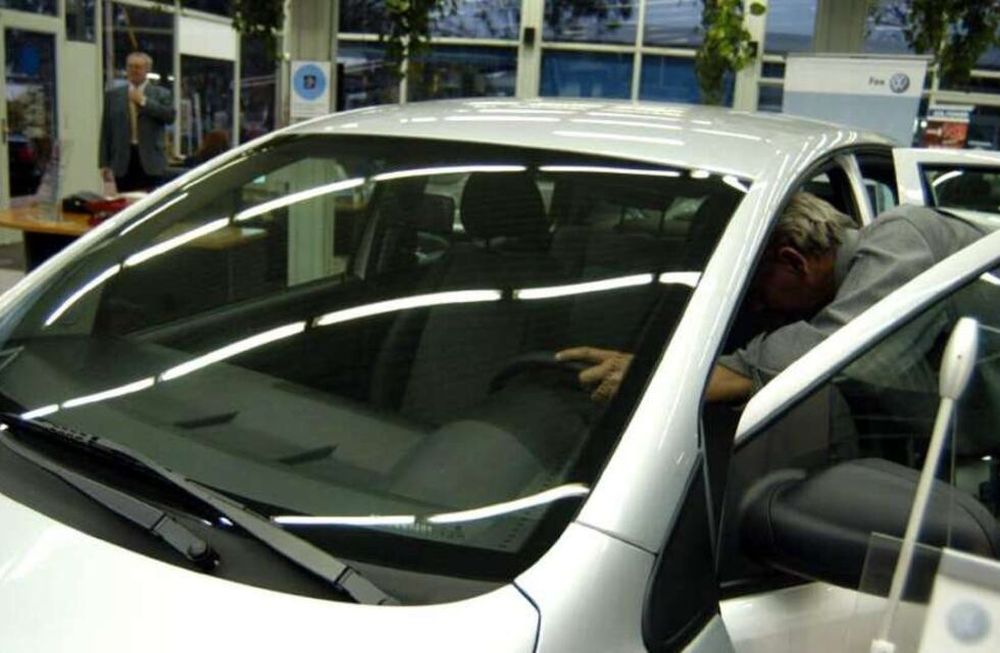 El Gobierno cerró casi 400 Registros Automotores y redujo un 40% los cánones vigentes
