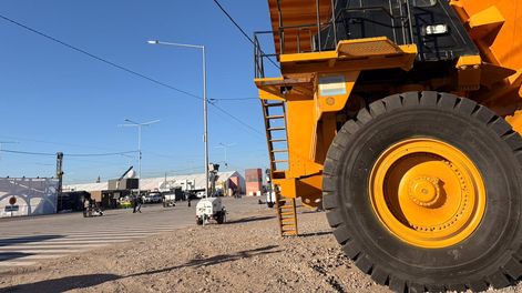 Arrancó la Expo San Juan Minera con récord de convocatoria y fuerte respaldo político