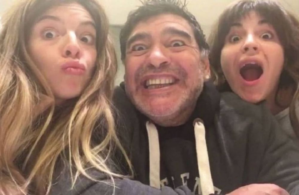 ″¿Las hijas dónde estaban?”: el duro comentario de Sandra Borghi sobre los últimos días de Diego Maradona