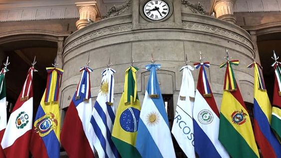 Fernández se ha esmerado en profundizar las desavenencias decididamente personales con Bolsonaro, ralentizando la evolución del Mercosur, cuando este y sus socios más necesitan de su pleno funcionamiento.