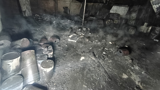 Explosiones y un incendio destruyeron un depósito en Las Heras: perdidas totales