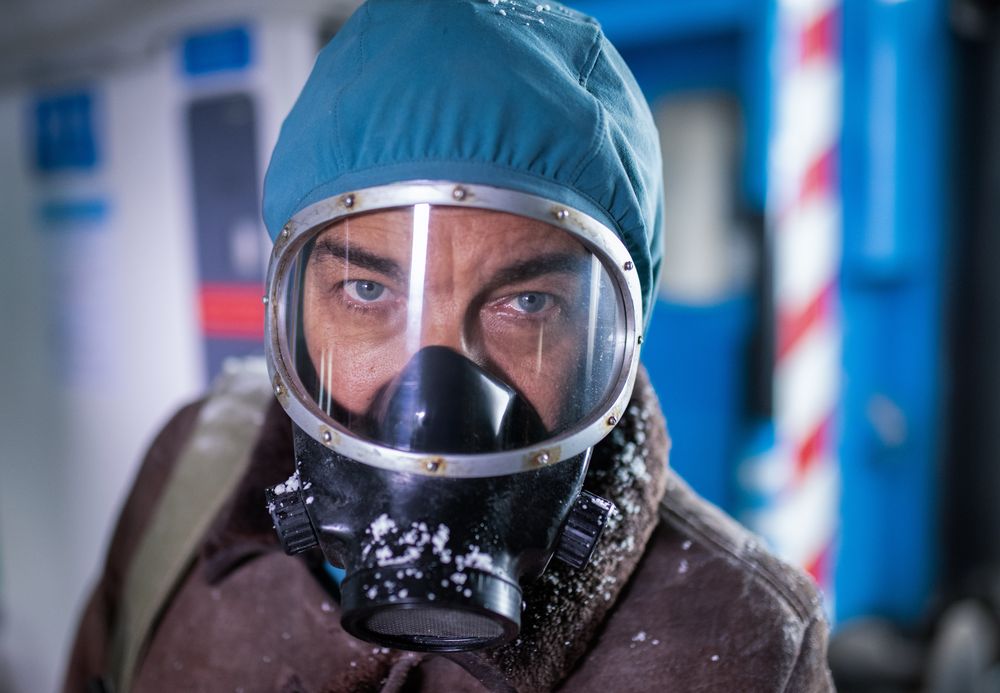 Juan Salvo (interpretado por Ricardo Darín) en una escena de la serie de Netflix que adapta el cómic escrito por Héctor G. Oesterheld.