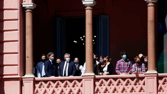 La explicación del Gobierno sobre la suspensión del velorio y traslado de Maradona al cementerio