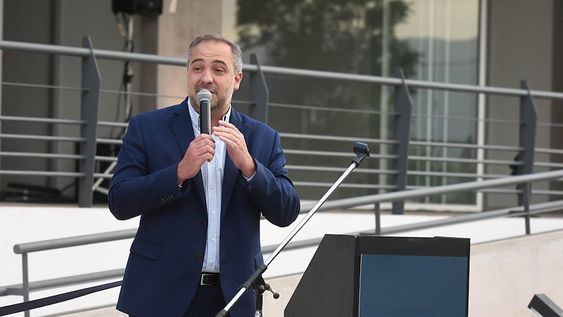 Inauguración del nuevo edificio de oficinas y locales en el Torreón, ubicado en calle Rawson 2600 de luzuriaga Maipú.El intendente de Maipú Matias Stevanato.