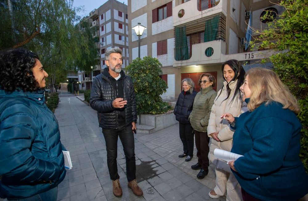 Ulpiano Suarez recorrió la culminación de las obras en calle Pellegrini