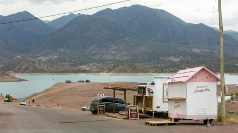 Parador N° 1 de la Costa Sur del Dique Potrerillos