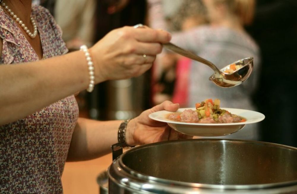 Desarrollarán una plataforma para transparentar donaciones de comida