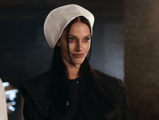 Oriana Sabatini fue parte del anuncio del lanzamiento de la segunda temporada de Merlina.