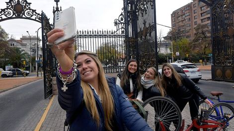El turismo internacional elije Mendoza como destino. Foto:  Orlando Pelichotti