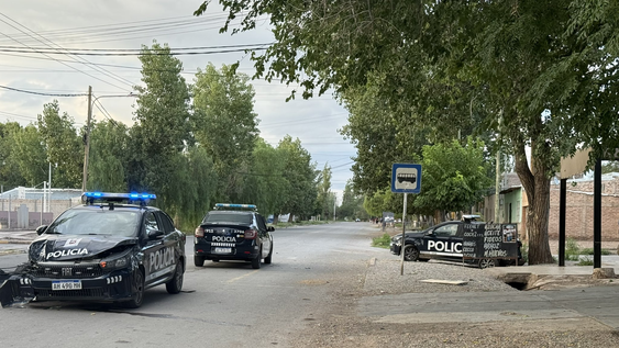 Chocaron dos móviles en medio de una frenética persecución