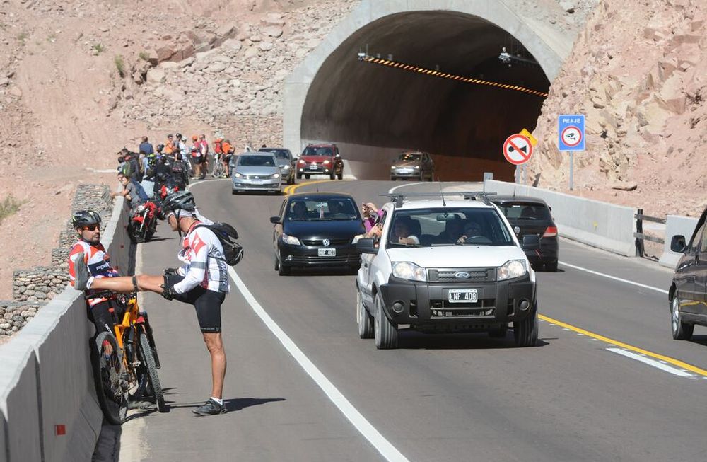 Túnel de Cacheuta: el paseo “obligado” del fin de semana