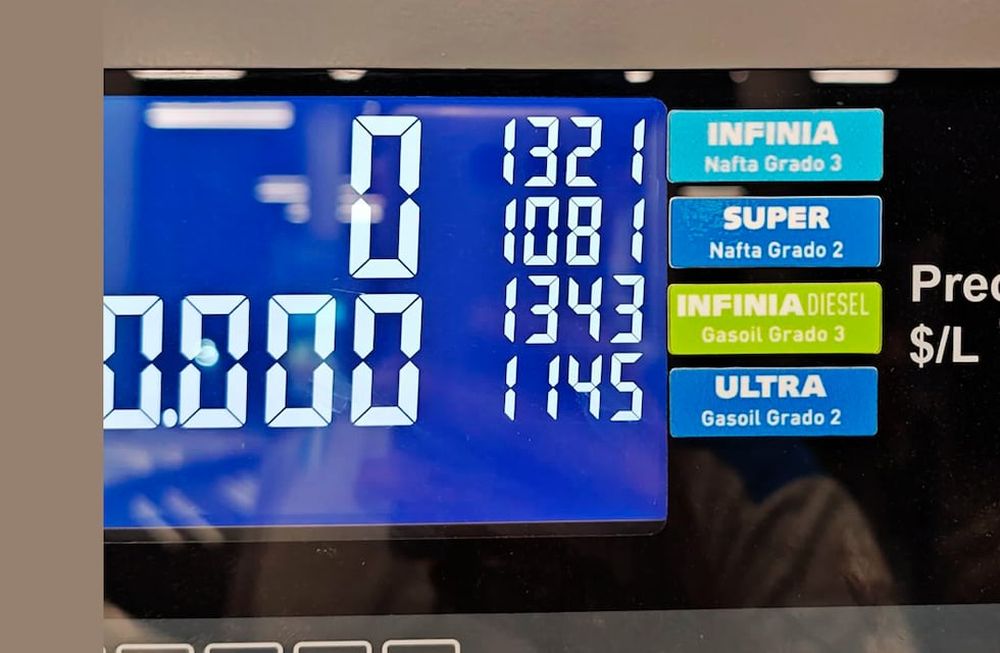 Aumentaron los combustibles en noviembre. Foto: Los Andes