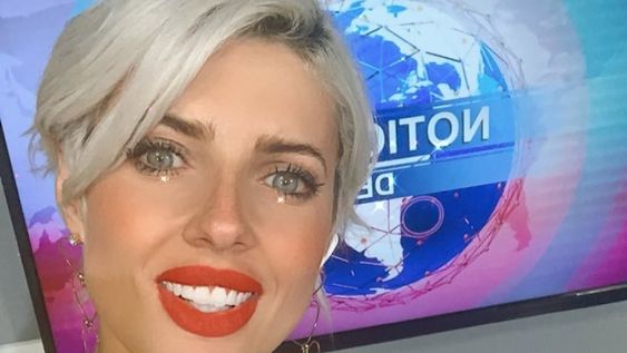 Tamara Bella, la conductora que juega con brillos y sensualidad en Instagram