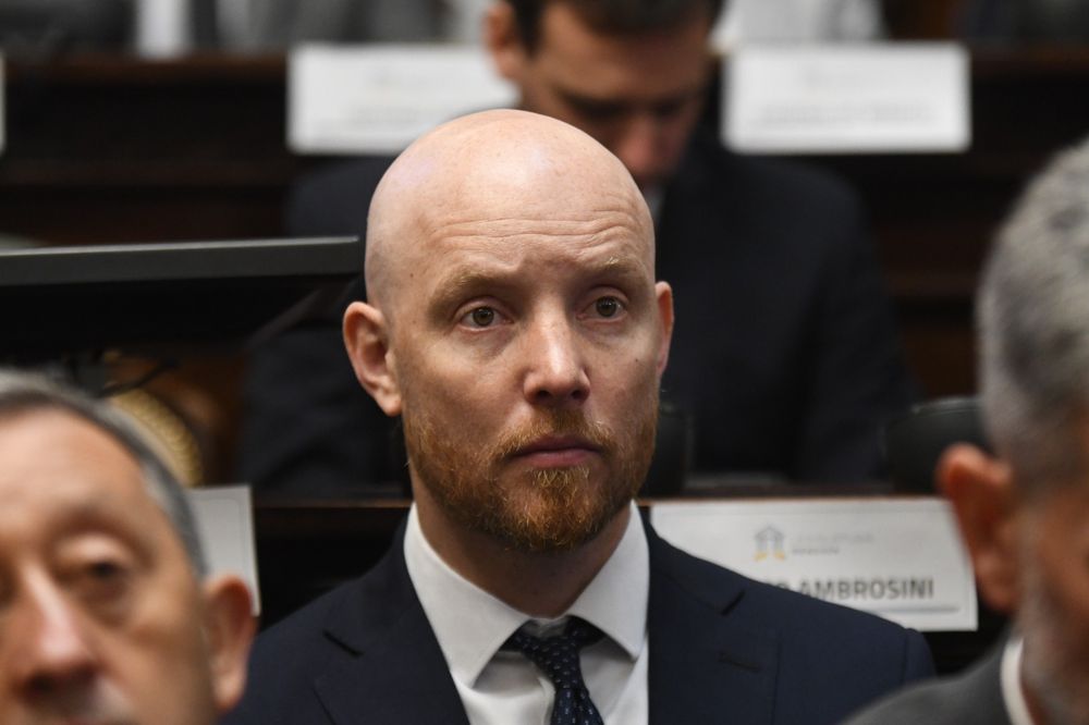 El intendente de Luján de Cuyo, Esteban Allasino, en la asamblea legislativa. 