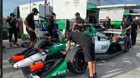 Exclusivo de Carburando: el box de Agustín Canapino con el IndyCar