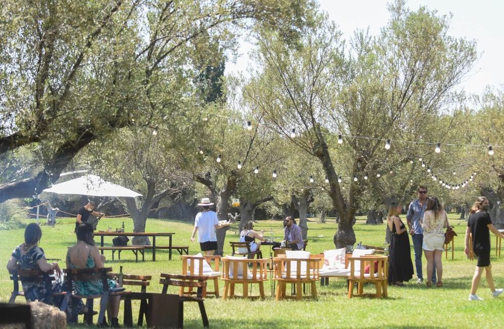 El plan de una salida al atardecer, con buena música y bebidas y comida es muy popular entre los mendocinos- Marian Villa / Los Andes
