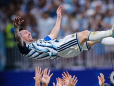 Lionel Messi en los festejos tras la victoria 3-2 ante Egipto.