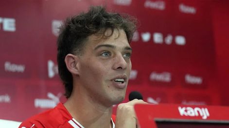 Santi Maratea puso manos a la obra en una nueva colecta para ayudar a Independiente.