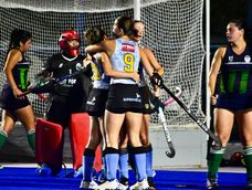 Hockey Césped. las Liceístas modelo A sumaron una victoria importante ante las chicas de la UN Cuyo. Hockey Césped. las Liceístas modelo A sumaron una victoria importante ante las chicas de la UN Cuyo.