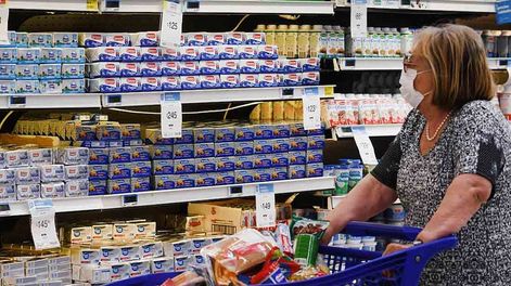 Los Andes | Es difícil encontrar hoy una heladera con esta amplia variedad de marcas y tamaños de paquetes de manteca y, en ocasiones, la oferta es muy reducida. Imagen de archivo