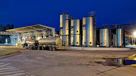 La láctea ARSA paralizó su producción por un mes y suspende a 200 trabajadores.