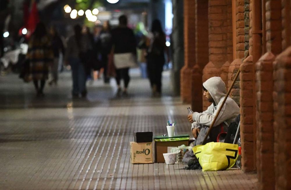 Cada vez mas indigentes que viven en situación de calle y no tienen un techo para dormir. Foto: Archivo Los Andes