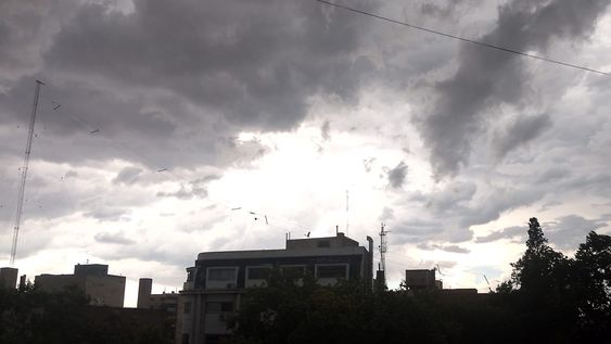 mendoza bajo alerta naranja por tormentas y granizo: el pronostico para el fin de semana