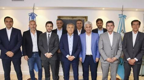 Los Andes | Alfredo Cornejo y sus pares dialoguistas. Gobernadores.
