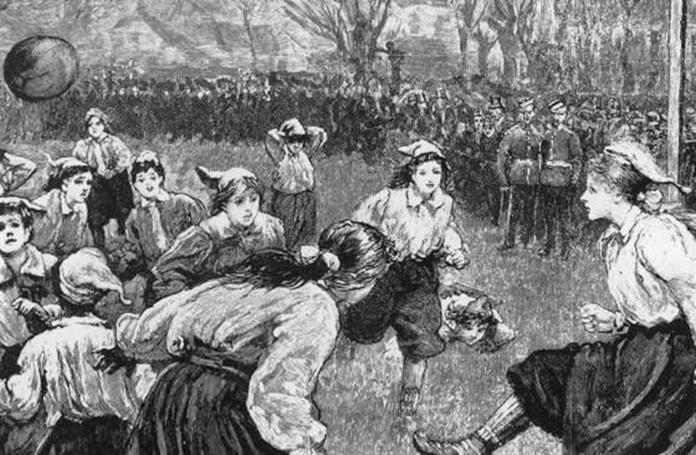 Hoy se cumplen 120 años del primer partido de fútbol femenino