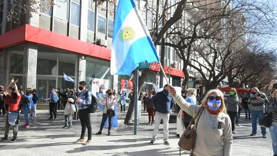 Análisis del #17A en Mendoza: la calle de los hartos