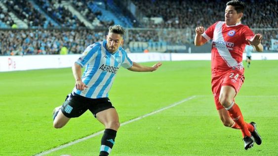 Racing le ganó a Argentinos y se ilusiona con el campeonato. Foto: @RacingClub