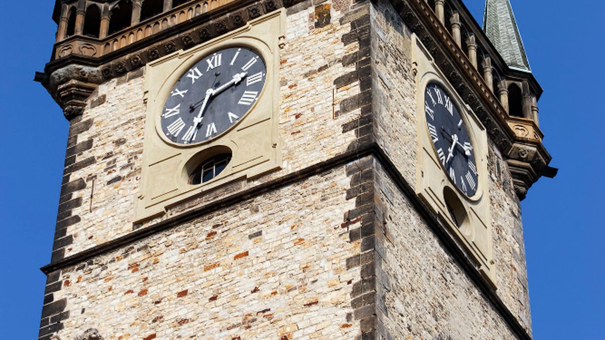 Convocatoria de Los Andes: La torre de los cuatro relojes, un cuento de José Luis Verderico