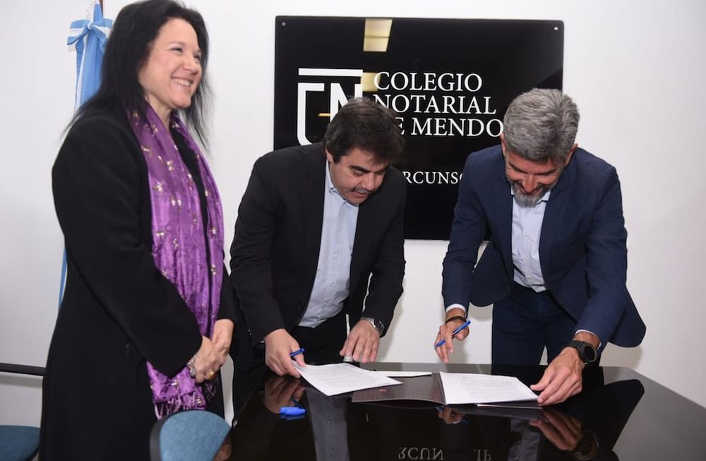 La Ciudad firmó un convenio que agiliza trámites en materia de bienes inmuebles