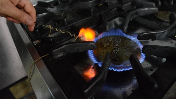 Subsidio luz y gas: ¿los jubilados tienen que llenar el formulario para pagar menos? Archivo / Los Andes