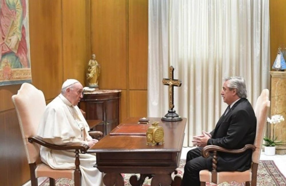 El Papa Francisco y el presidente Alberto Fernández. Foto Presidencia de la Nación