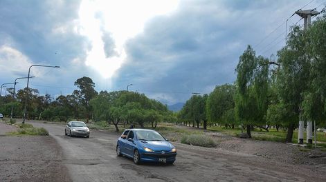 Los Andes | Proyectan obras en el Parque San Martín. La zona del antiguo Parque Aborigen, hoy Parque de los Pueblos Originarios, entre los que serán intervenidos con el dinero del BID.