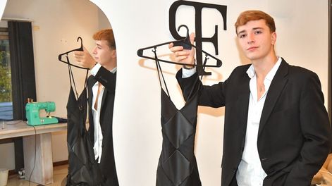 Felipe Prisco, el adolescente de San Martín que es sensación en el mundo de la moda. | Foto:&nbsp; Daniel Caballero / Los Andes