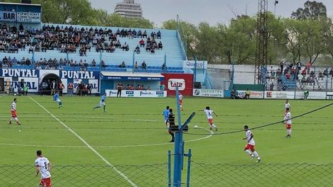 En la última pelota, Huracán perdió en su visita a Estudiantes de Río Cuarto