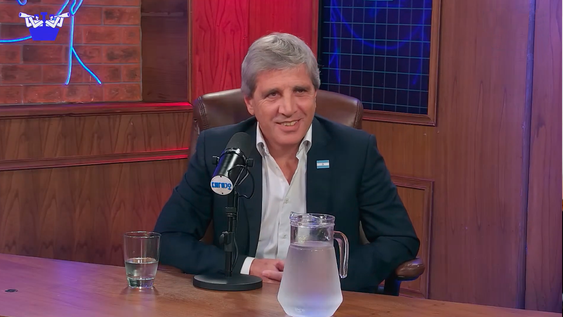 Luis Caputo habló de las elecciones de 2027 y las presiones financieras: “Les vamos a arrancar la cabeza”.