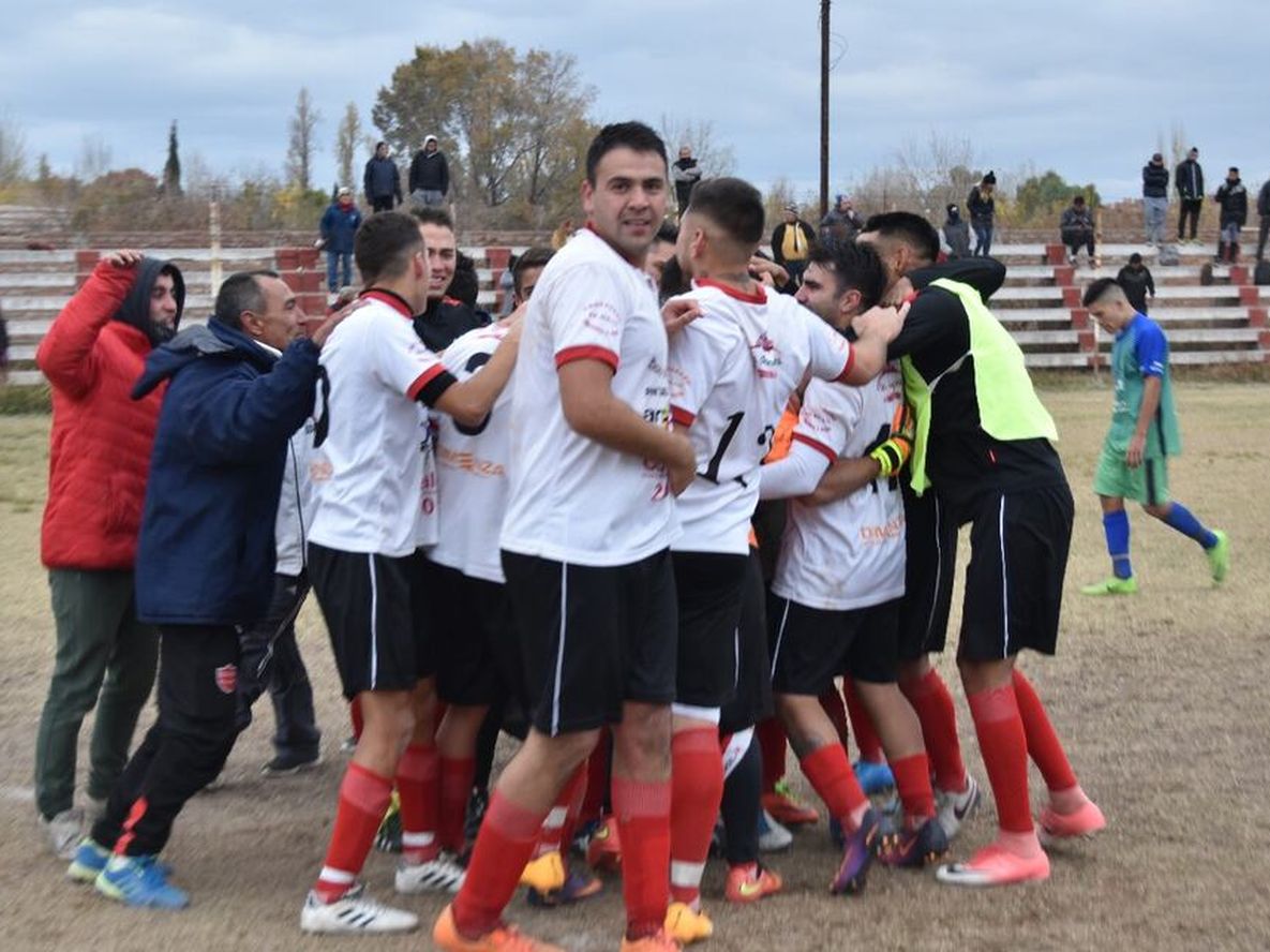 Liga Mendocina: Los dueños del ascenso son Gutiérrez y Algarrobal