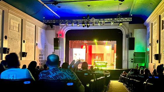 Una de las comedias más exitosas del teatro argentino continua con las funciones en el Cine Teatro Imperial