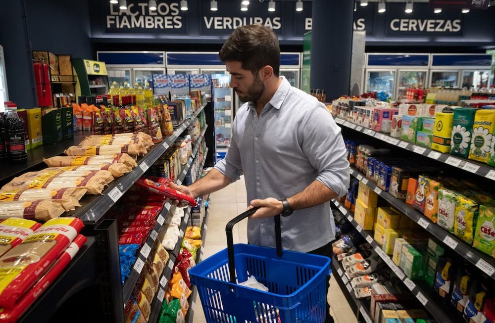 La tasa de inflación en Argentina está experimentando una tendencia a la baja. Foto: Los Andes
