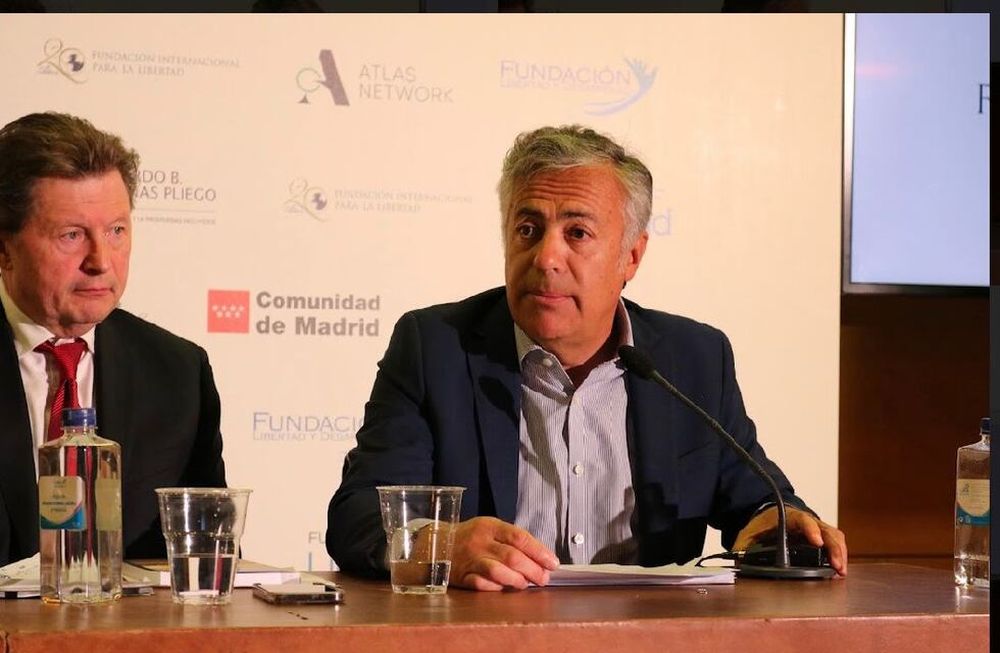 Alfredo Cornejo en España.