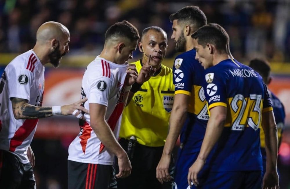 Wilton Sampaio dirigió el Superclásico de semifinales de la Copa Libertadores 2019 en la Bombonera./ Gentileza.