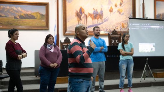 Se dictó por primera vez el segundo nivel del curso de Lengua de Señas